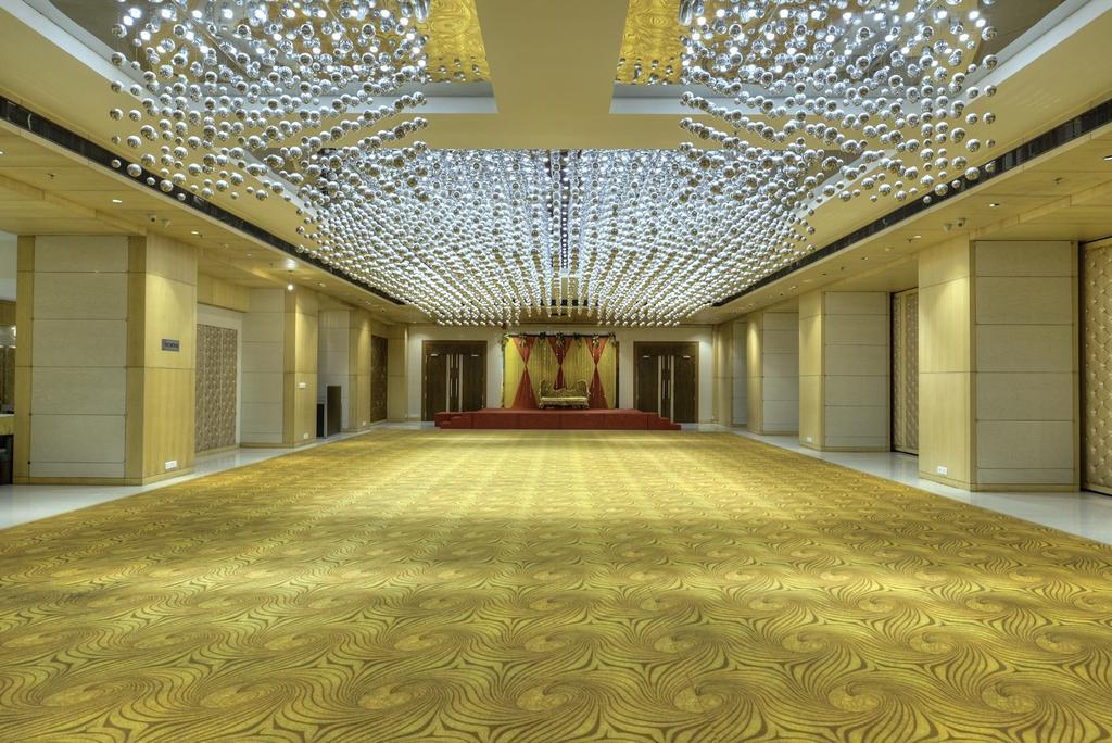 Hotel Delite Grand Фарідабад Екстер'єр фото